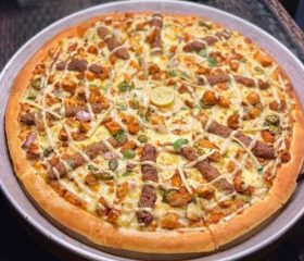 Chicken Reshmi Kabab pizza